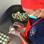 Warga Binaan Lapas Kotabaru Ciptakan Telur Asin UMKM La New City, Bekal Kemandirian