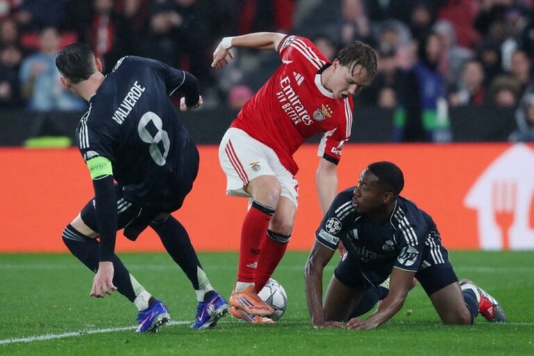 Hasil Drawing Playoff 16 Besar Liga Champions: Benfica Kembali Hadapi Real Madrid Hasil Drawing Playoff 16 Besar Liga Champions: Benfica Kembali Hadapi Real Madrid