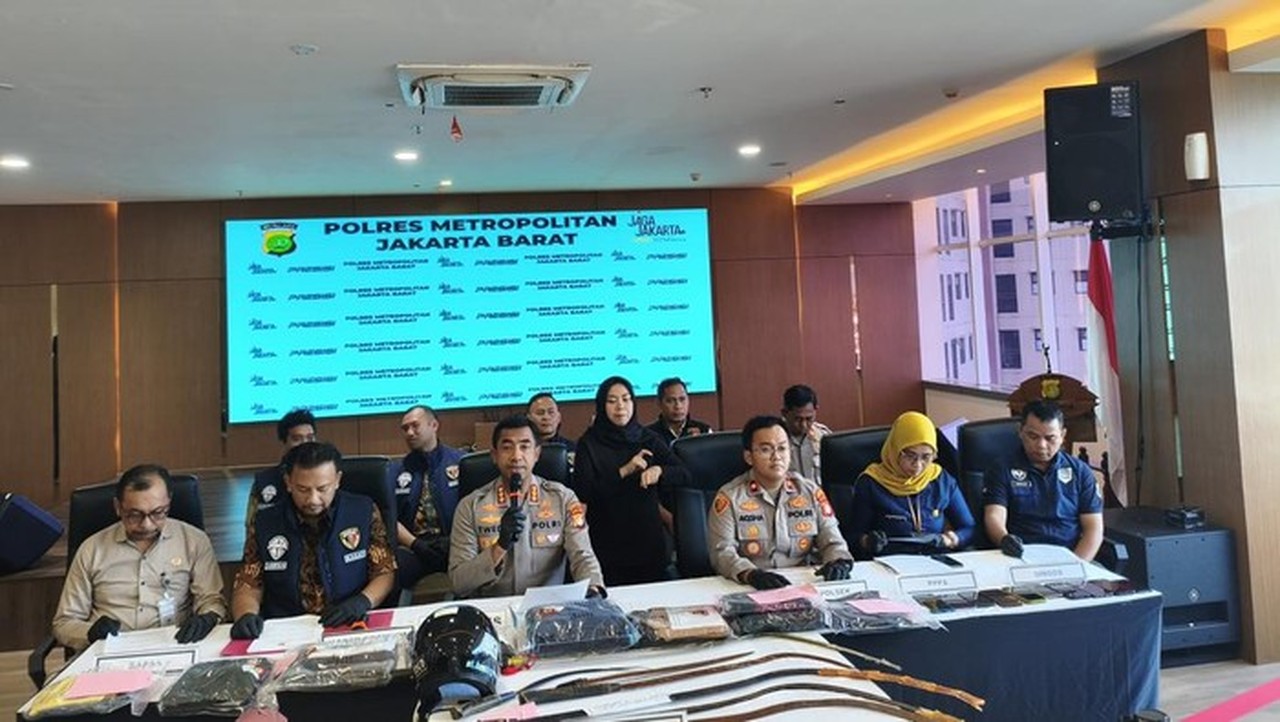 Tawuran Maut di Kebon Jeruk Tewaskan Pelajar, 10 Pelaku Diamankan Polisi