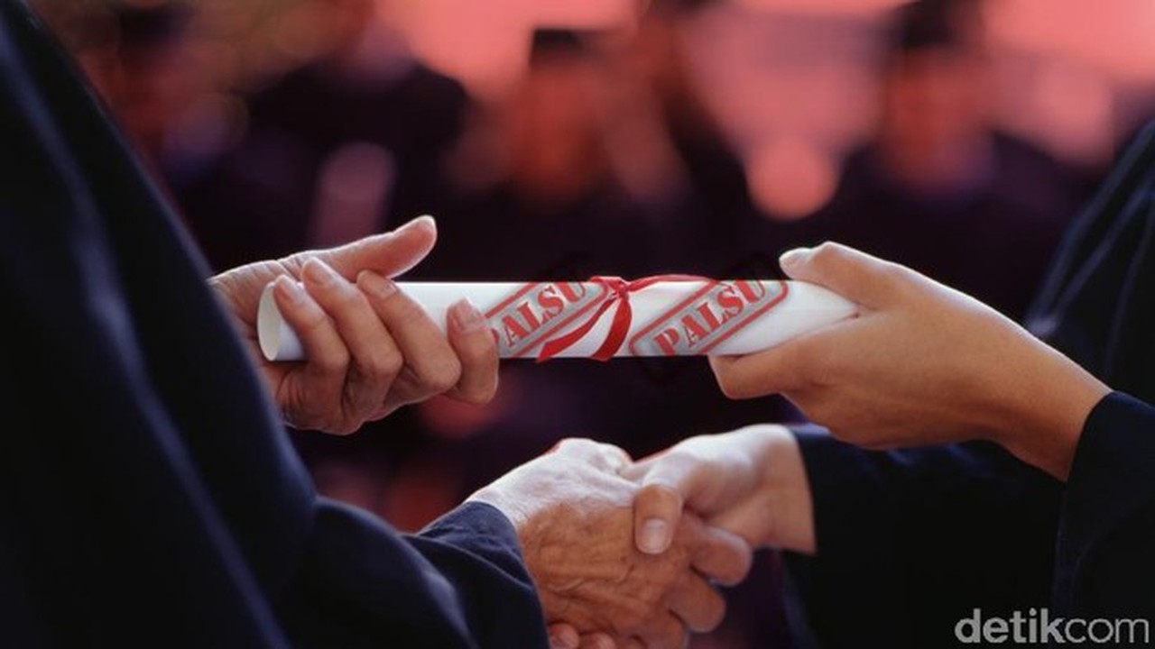 Anggota DPRD Pelalawan Sunardi Jadi Tersangka Kasus Ijazah Palsu Anggota DPRD Pelalawan Sunardi Jadi Tersangka Kasus Ijazah Palsu