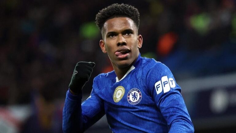 Barcelona Tak Rekrut Estevao, Deco: Lamine Yamal Sudah Ada Barcelona Tak Rekrut Estevao, Deco: Lamine Yamal Sudah Ada