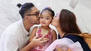 Xarena Cemburu Lihat Siti Badriah Panggil Krisjiana ‘Sayang’, Akui Diri Sebagai Istri