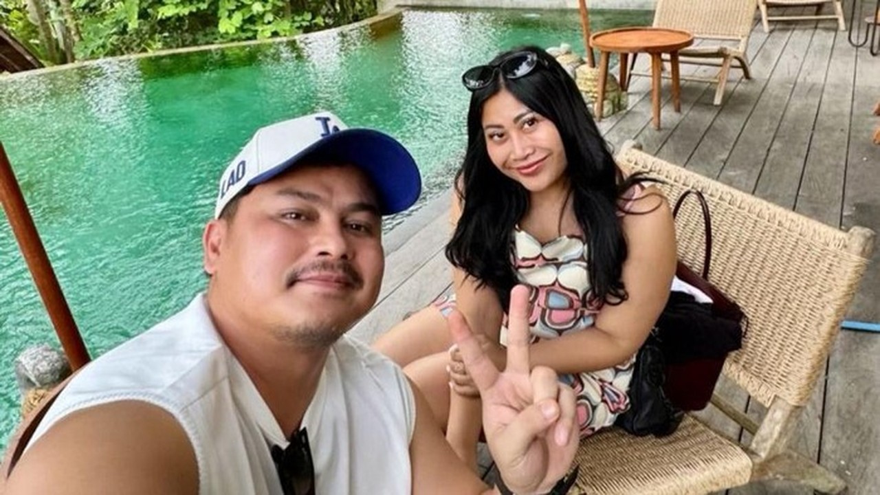 Suami Boiyen Dilaporkan ke Polisi atas Dugaan Penipuan Investasi Rp 300 Juta Suami Boiyen Dilaporkan ke Polisi atas Dugaan Penipuan Investasi Rp 300 Juta