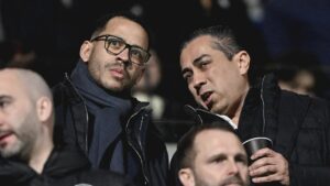 Liam Rosenior Ditunjuk Jadi Pelatih Chelsea, Hadapi PR Berat Benahi Tim yang Loyo