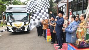 Mendes Yandri Luncurkan Bus Esports Desa untuk Gali Kreativitas Gamer Lokal