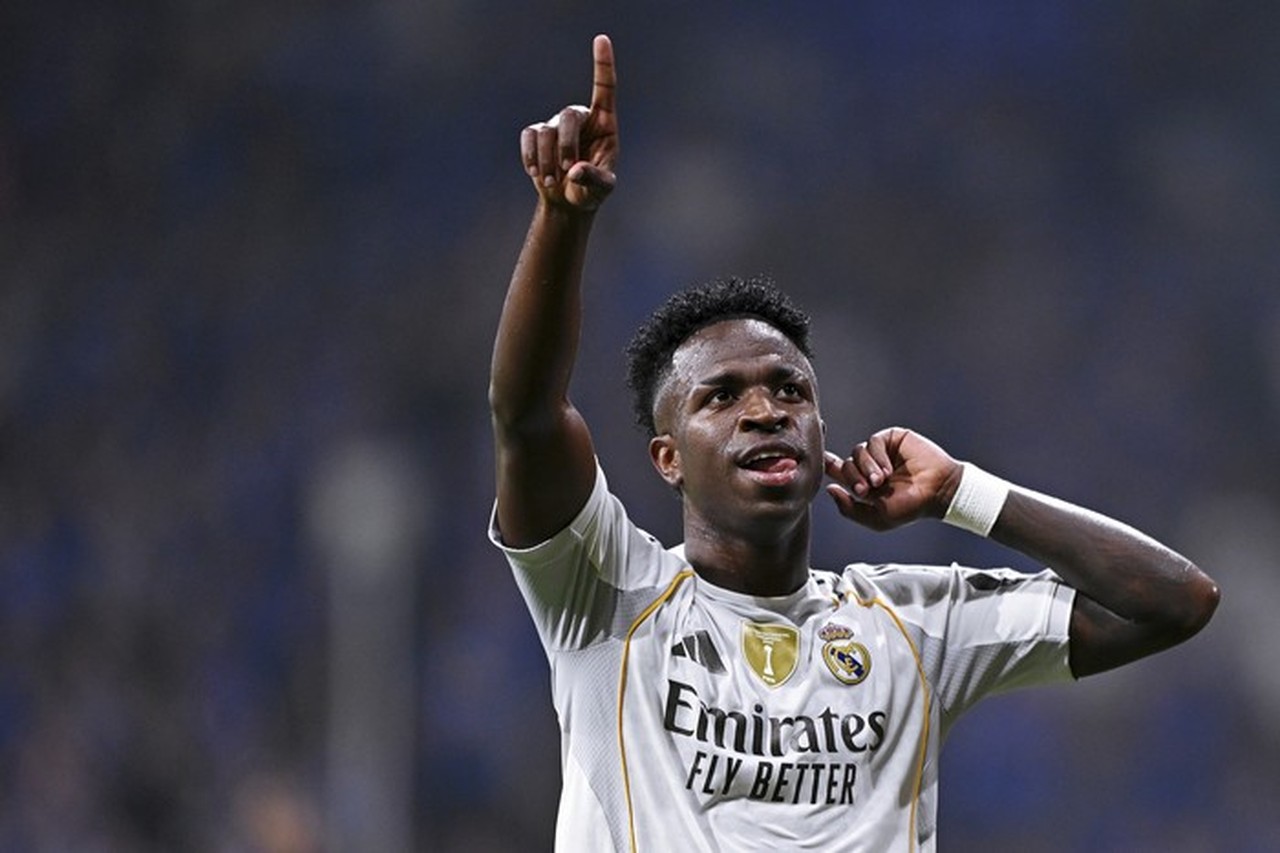 Fabrizio Romano Tegaskan Tak Ada Tawaran Chelsea untuk Vinicius Jr dari Real Madrid