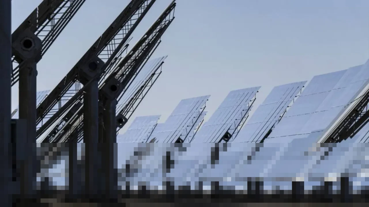 AS Resmi Tetapkan Bea Masuk Antisubsidi hingga 143% untuk Panel Surya Indonesia