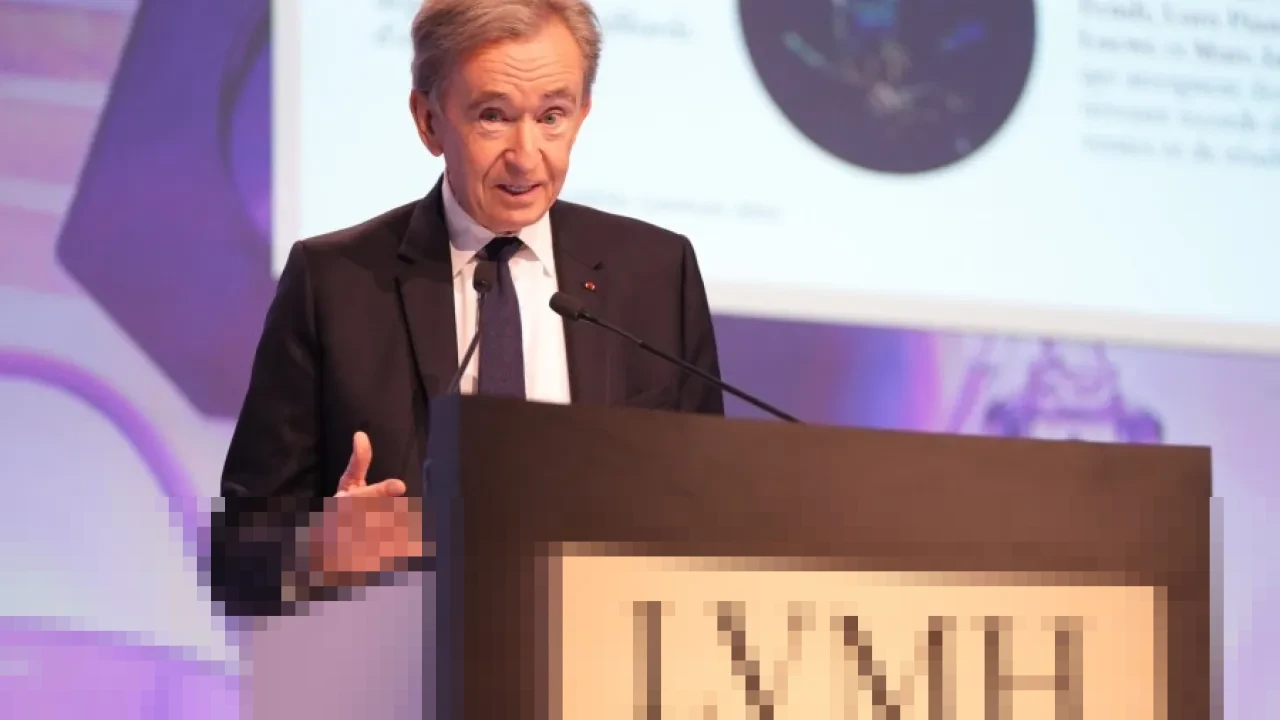 Keluarga Bernard Arnault Kian Kukuh Kuasai LVMH, Kepemilikan Saham Tembus 50 Persen