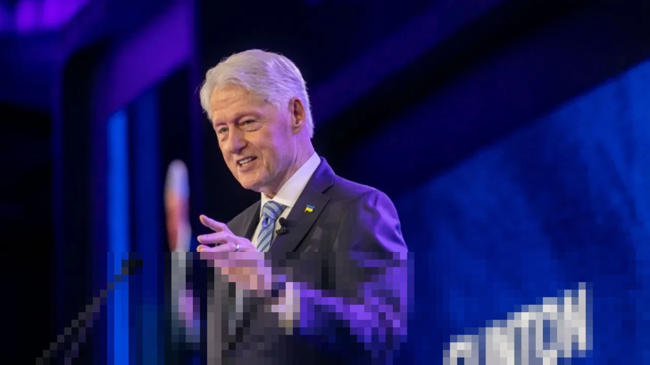 Bill Clinton: ‘Saya Tidak Melihat Apa Pun yang Mencurigakan’ dalam Skandal Epstein
