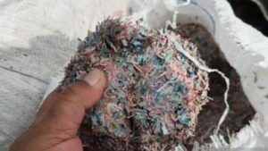 Polisi Selidiki Temuan 21 Karung Cacahan Kertas Diduga Uang di TPS Liar Bekasi