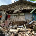 Tebing 15 Meter Longsor di Puncak Bogor, Satu Rumah Warga Rusak Berat