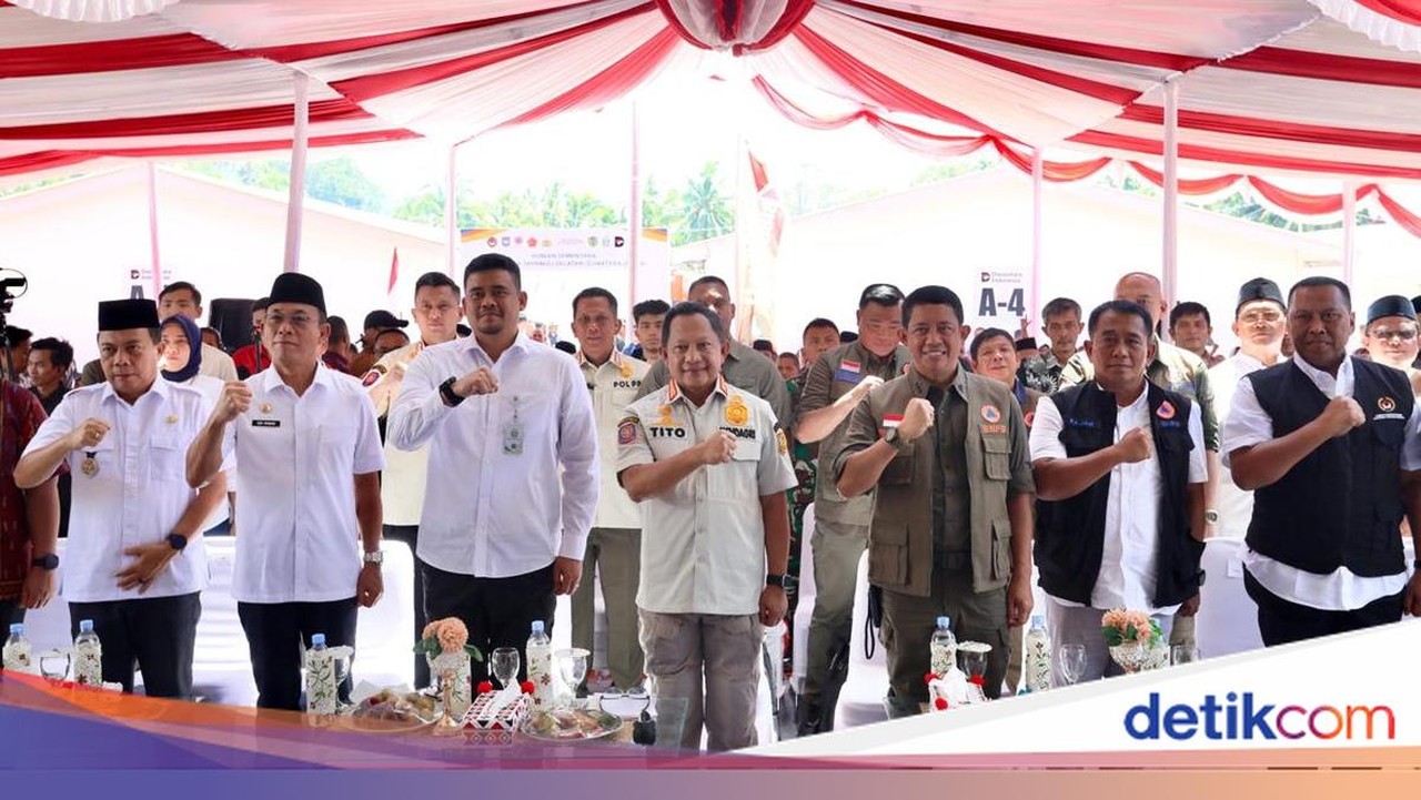 Satgas PRR Resmikan 1.300 Huntara Serentak, Tito Karnavian: Ini Bentuk Kehadiran Negara