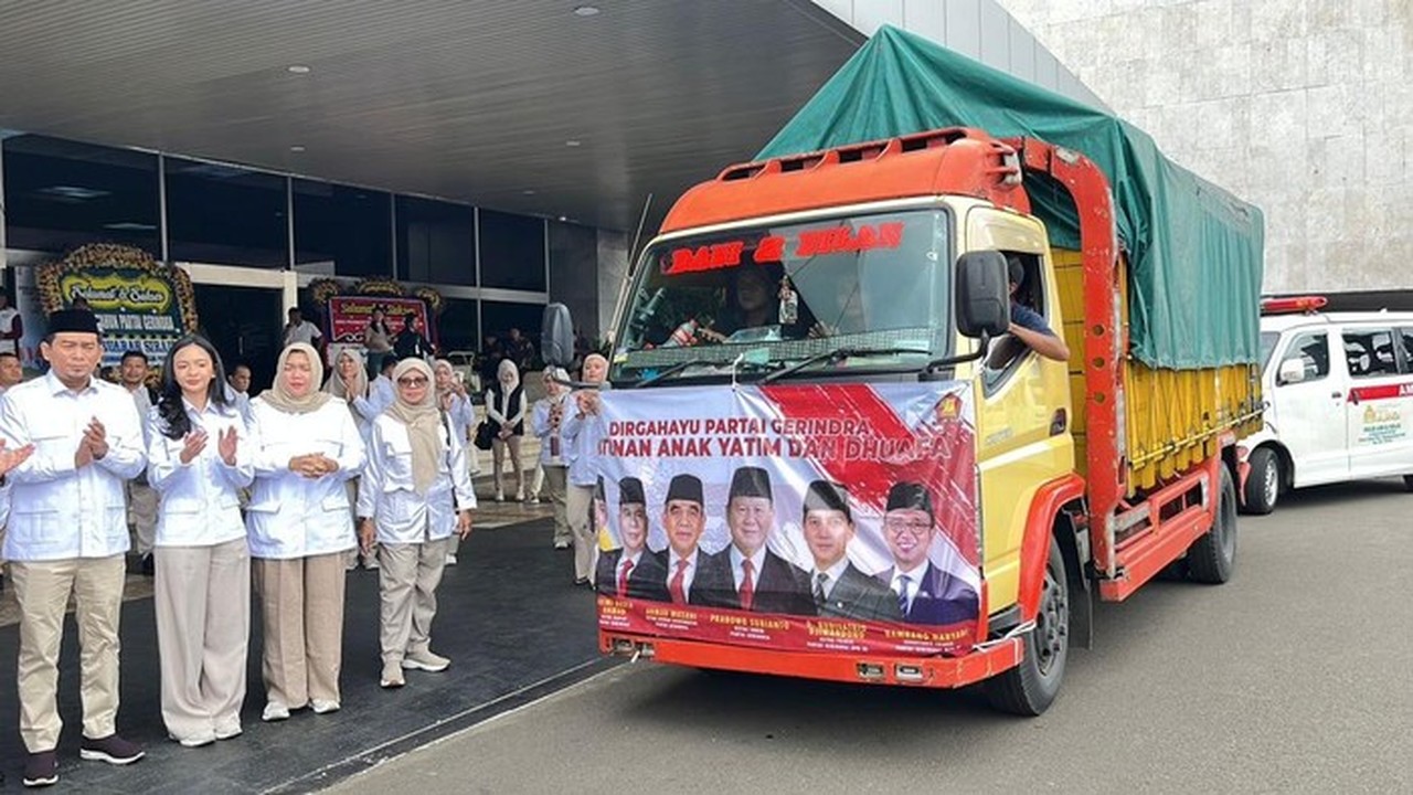 Rayakan HUT ke-18, Gerindra Bagikan Ribuan Sembako dan Bibit Pohon untuk Masyarakat