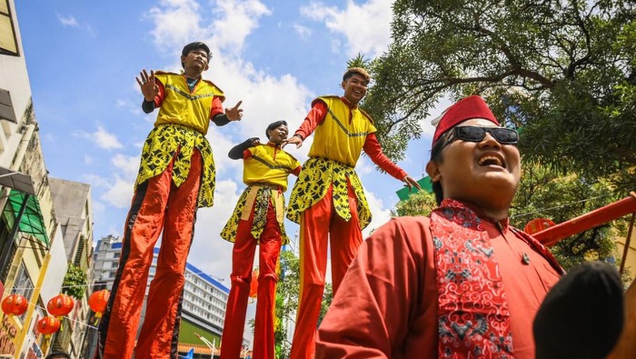 Ilustrasi. Kemeriahan Cap Go Meh 2025 (foto: Antara Foto/sulthony Hasanuddin)