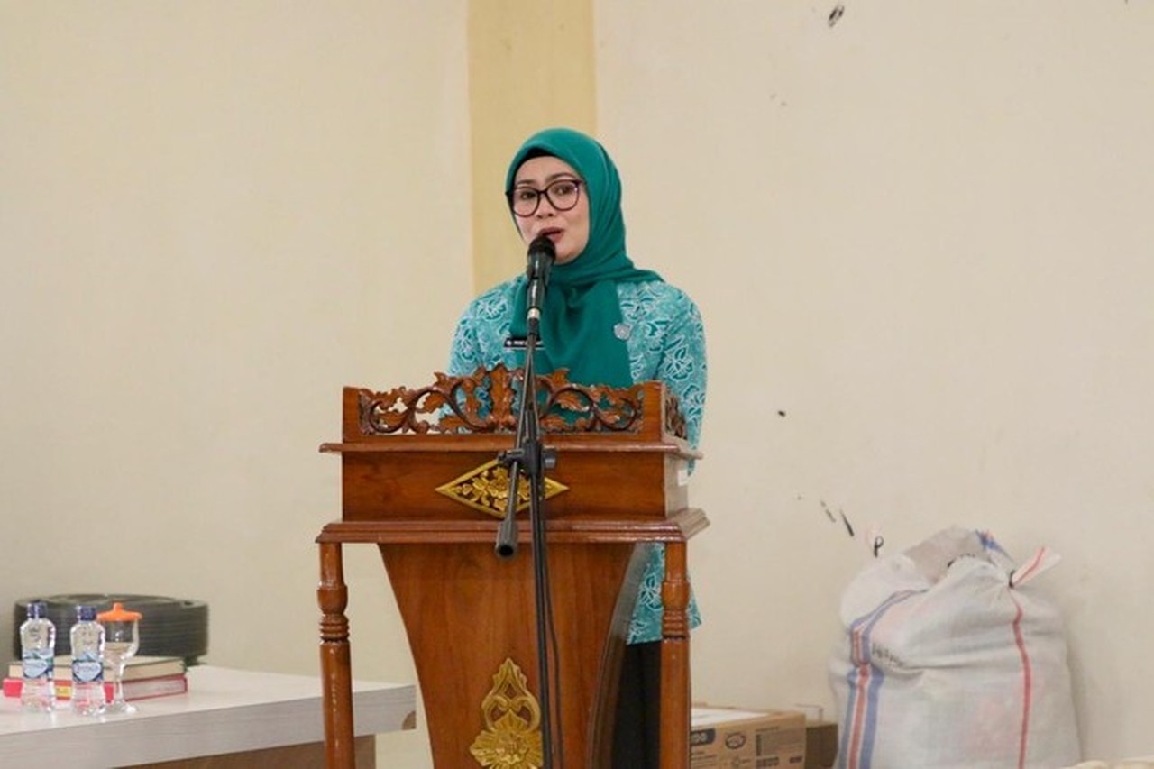 TP PKK Pusat Salurkan Bantuan Bencana di Agam, Pastikan Warga Tak Berjuang Sendirian