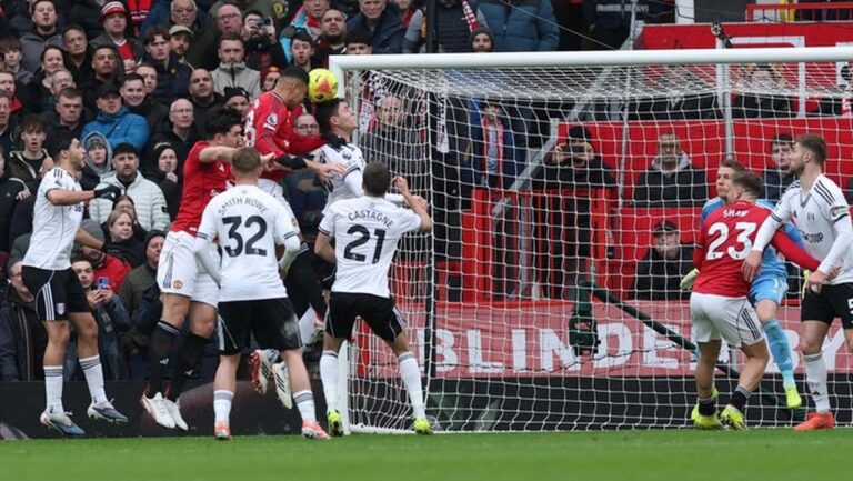 Drama Lima Gol di Old Trafford: Manchester United Raih Kemenangan Dramatis 3-2 atas Fulham