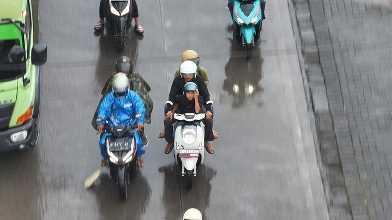 Korlantas Polri Gunakan Drone ETLE di 4 Titik Strategis Semarang untuk Tertibkan Lalu Lintas