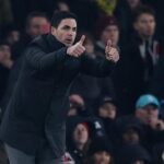 Mikel Arteta Minta Maaf ke Liam Rosenior Setelah Insiden Pemanasan Chelsea di Emirates