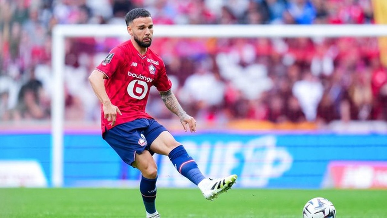 Lille Tertahan 0-0 di Kandang Metz, Calvin Verdonk Kembali Jadi Pengganti