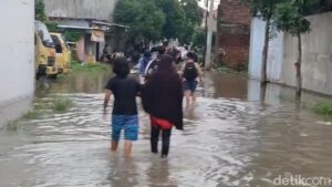 Banjir Cirebon: 4 Desa Terendam, 770 KK Terdampak Akibat Cuaca Ekstrem
