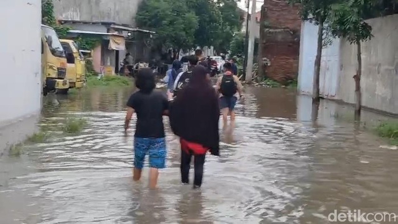 Banjir Cirebon: 4 Desa Terendam, 770 KK Terdampak Akibat Cuaca Ekstrem