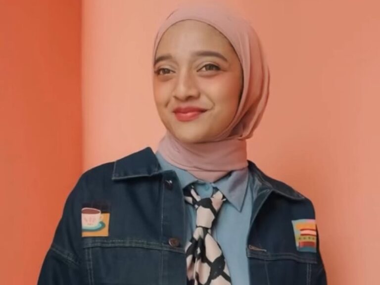 Chiki Fawzi Bantah Tuduhan Hamil dan Inkompeten Usai Dicoret dari Petugas Haji 2026