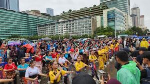 Meriahnya CFD HI: Tari Massal 500 Orang dan Pawai Barongsai Hibur Warga Jakarta