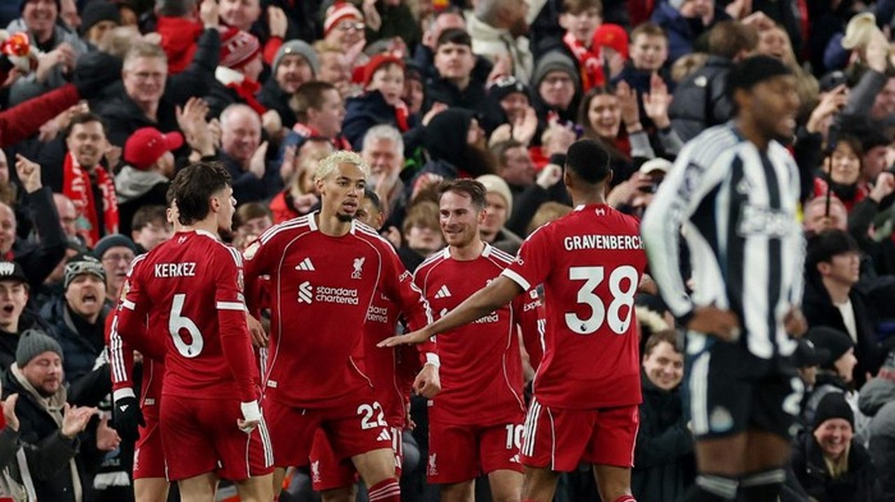 Liverpool Libas Newcastle 4-1, Hugo Ekitike Cetak Brace di Anfield