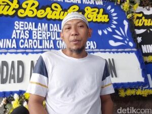 Ajie Darmaji Bangkit dari Duka, Bertahan Hidup Lewat Podcast Usai Kehilangan Mpok Alpa