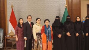 Megawati Soekarnoputri Raih Doktor Kehormatan di Riyadh, Sampaikan Pidato Penuh Haru