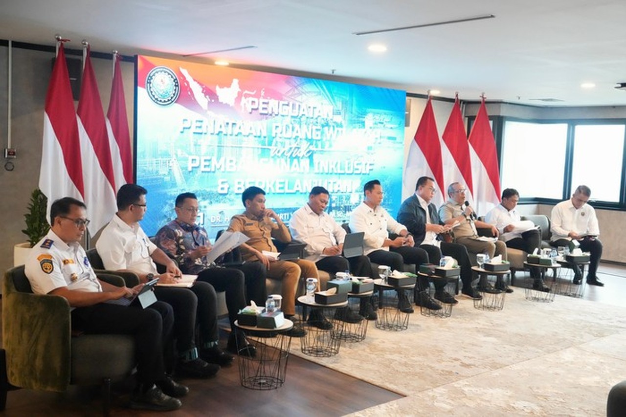 Wamendagri Akhmad Wiyagus: Tata Ruang Daerah Wajib Selaras Kebijakan Nasional
