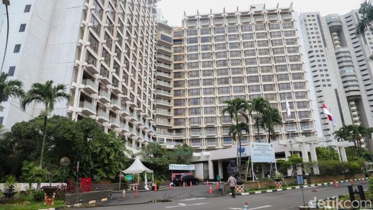 Mensesneg Tegaskan Hotel Sultan Tetap Beroperasi, Pengelolaan Dialihkan ke PPKGBK