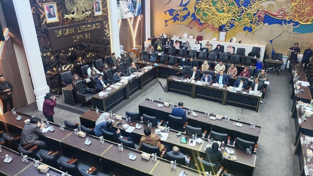 Baleg DPR Sahkan Penambahan dan Perubahan RUU Prolegnas Prioritas 2026