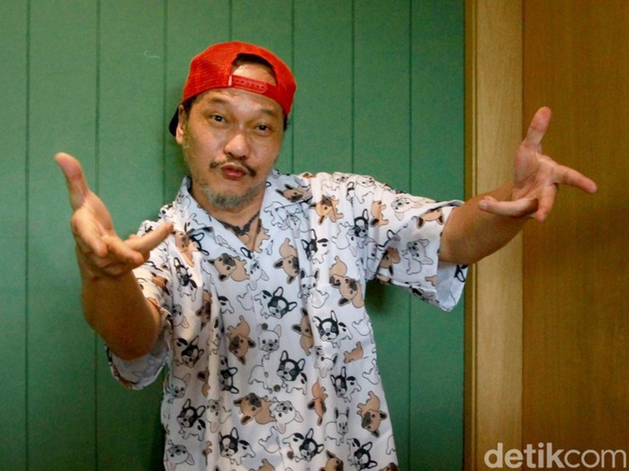 Iwa K Tegaskan Bukan Ayah Biologis Anak Denada, Akui Hubungan Profesional