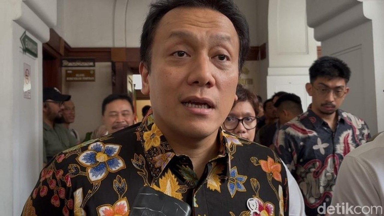 Wamen LH Imbau Warga Tangerang Selatan Hindari Air Sungai Tercemar Akibat Kebakaran Pabrik Pestisida