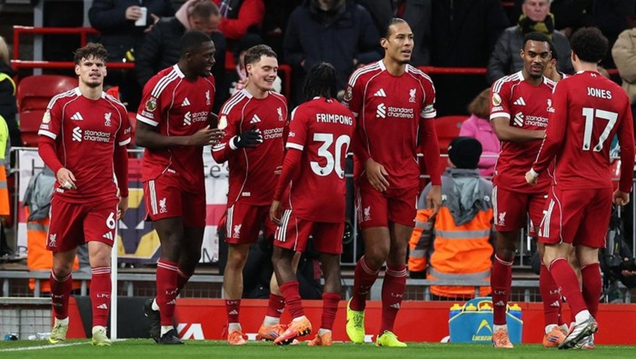 Arne Slot: Liverpool Wajib Sempurna Demi Tiket Liga Champions Musim Depan