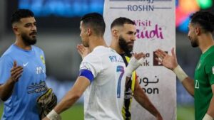 Cristiano Ronaldo Dikabarkan Mogok Main di Al Nassr Akibat Lelucon Gaji dan Trofi dari Karim Benzema