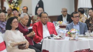 Hakim MK Arief Hidayat Lontarkan Guyonan Soal Kekalahan Ganjar-Mahfud di Pilpres 2024