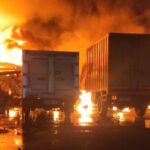 9 Jam Pemadam Berjibaku, Api Pabrik Cat di Cikupa Tangerang Akhirnya Berhasil Dipadamkan