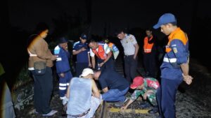 Dua Pria Ditangkap Saat Curi Kabel Listrik Kereta Dekat Stasiun Bojonggede