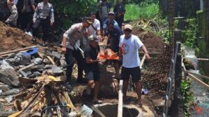 Longsor di Gianyar Bali: 1 Pekerja Proyek Tewas, 2 Lainnya Terluka Akibat Senderan Jebol