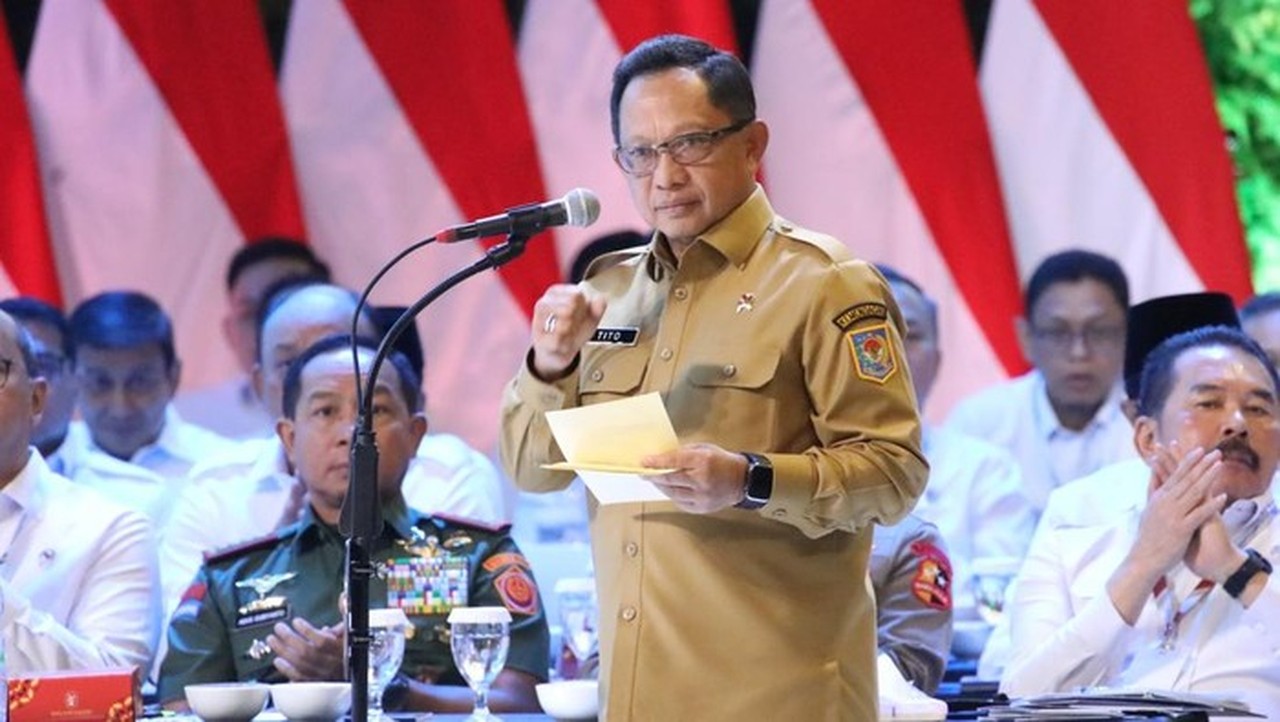 Mendagri Tito Karnavian: Sinergi Pusat-Daerah Kunci Sukses Program Prioritas Presiden Prabowo Mendagri Tito Karnavian: Sinergi Pusat-Daerah Kunci Sukses Program Prioritas Presiden Prabowo