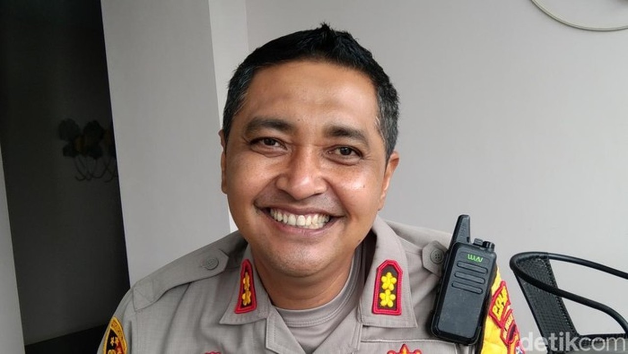 Mantan Kapolres Bima Kota AKBP Didik Putra Kuncoro Jadi Tersangka Kasus Narkoba Mantan Kapolres Bima Kota AKBP Didik Putra Kuncoro Jadi Tersangka Kasus Narkoba