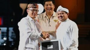 Bupati Sumedang Dony Ahmad Munir Resmi Bergabung ke Partai Gerindra, Sekjen Sugiono Beri Pesan Khusus