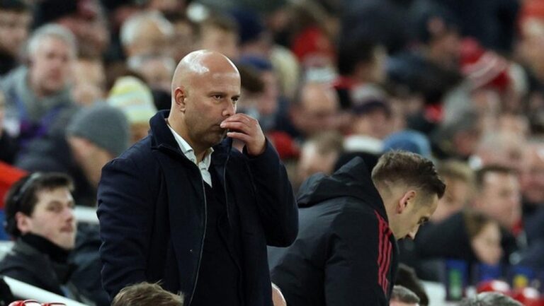 Arne Slot Pertimbangkan Rotasi Pemain Liverpool Hadapi Brighton di Piala FA