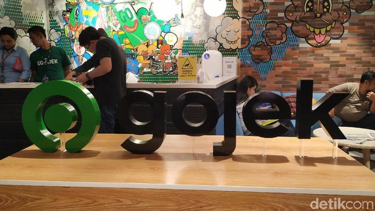 Gojek Blokir Permanen Sejoli Diduga Mesum dalam Taksi Online di Jaksel Gojek Blokir Permanen Sejoli Diduga Mesum dalam Taksi Online di Jaksel