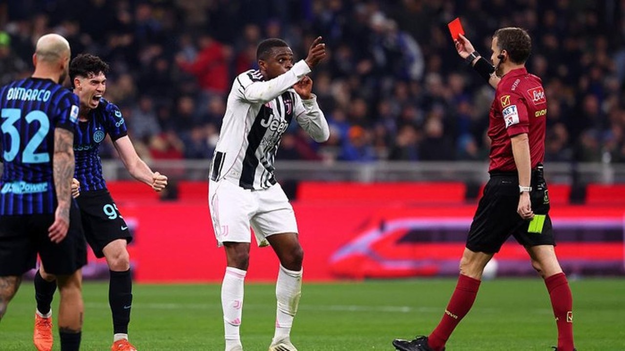 Juventus Protes Kartu Merah Kalulu: Keputusan Wasit Dinilai Memalukan oleh Klub