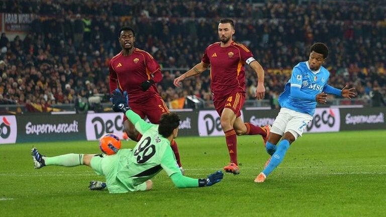 AS Roma Terjebak Rekor Buruk Lawan Tim Papan Atas Serie A Jelang Hadapi Napoli