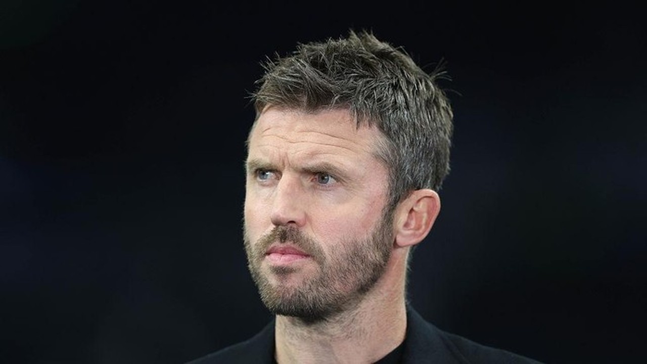 Michael Carrick Bawa MU Sapu Bersih Tiga Tim yang Gagal Ditaklukkan Ruben Amorim