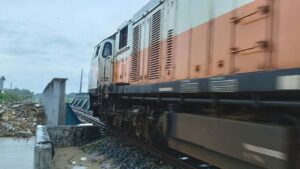 Banjir Grobogan Rendam Jembatan Rel, Sejumlah Perjalanan Kereta Api Dialihkan